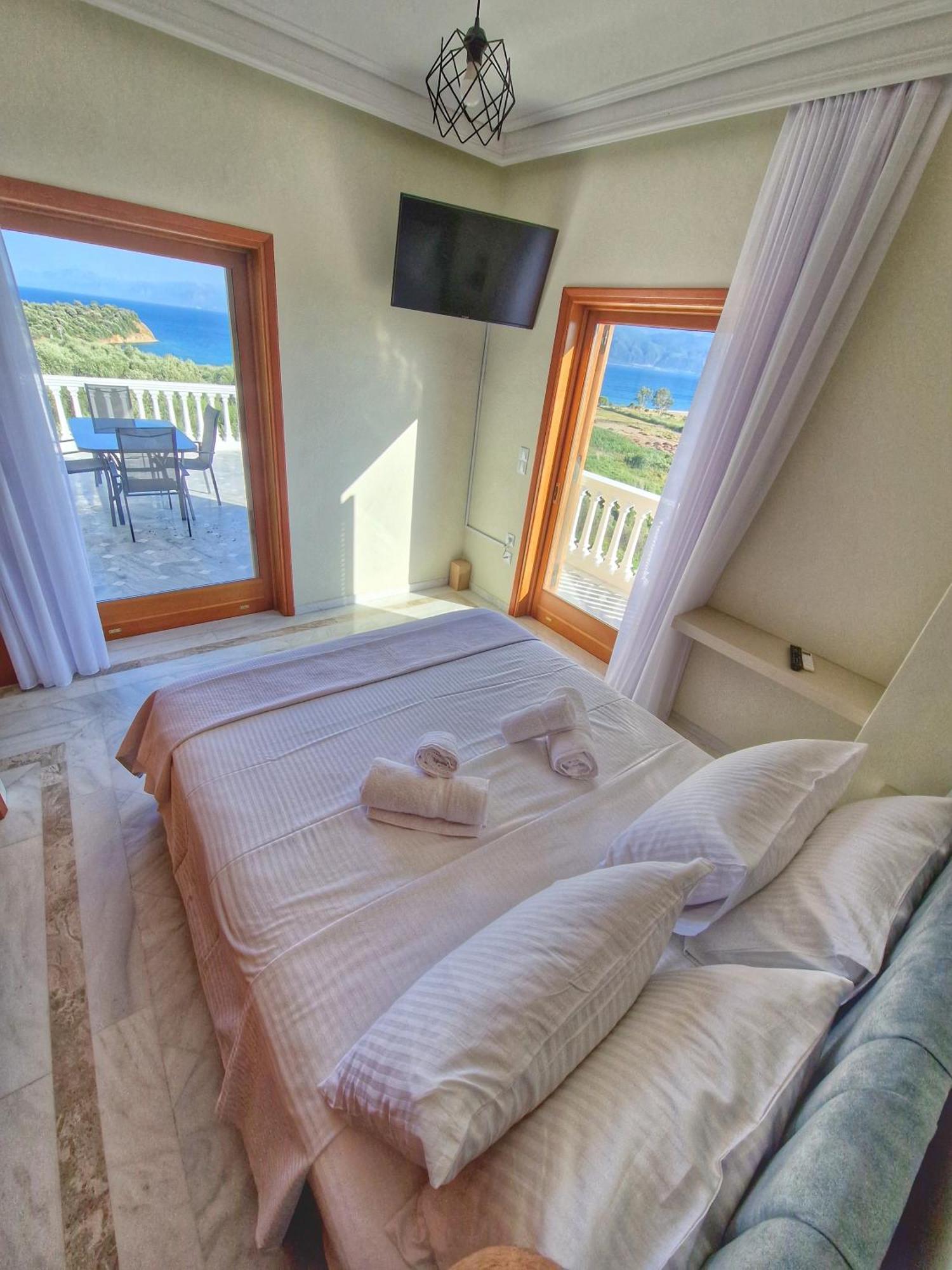 Majestic View Resort نافبكْتوس المظهر الخارجي الصورة