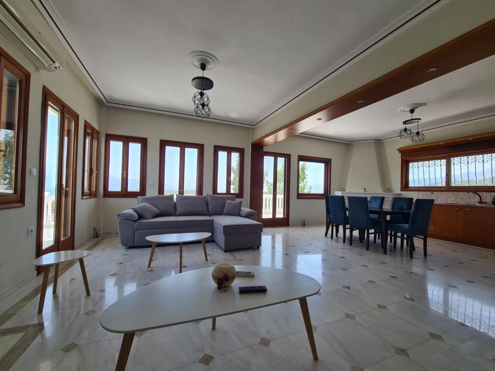 Majestic View Resort نافبكْتوس المظهر الخارجي الصورة